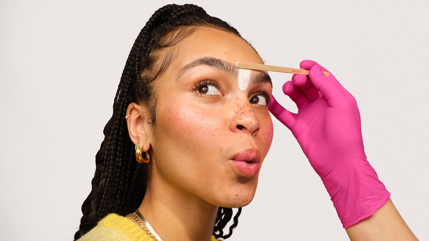 Benefit BrowBar Bar à Sourcils - Paris Forum