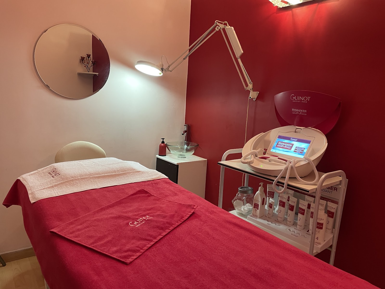 Institut De Beauté Trinité Paris 09