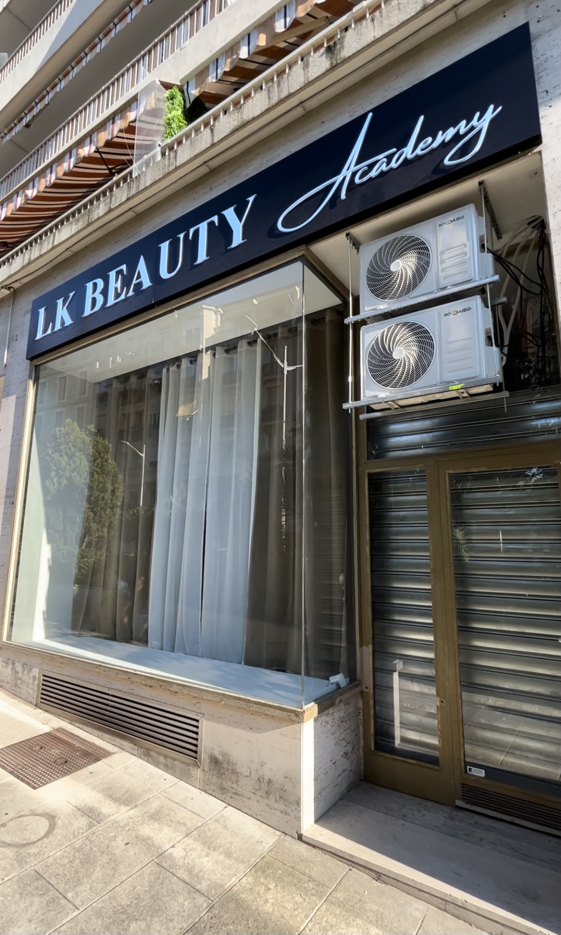 Lk beauty academy